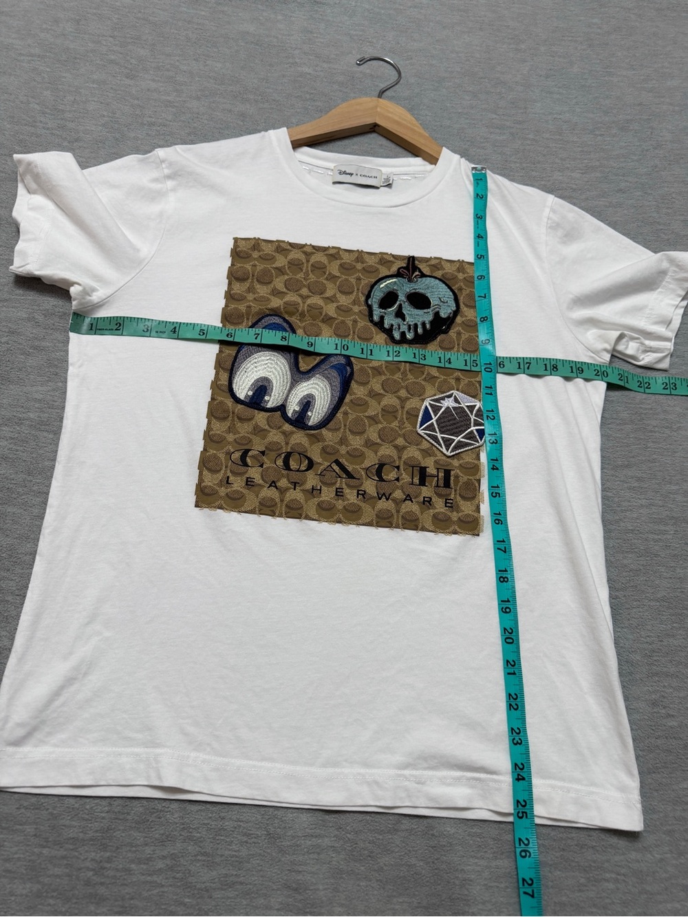 Disney X Coach sz S Signature T Shirt Unisex “ A dark fairy tale “ - Picture 9 of 9
